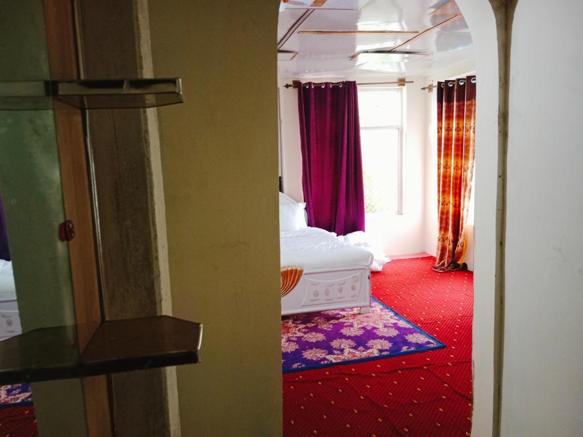 Golden Ibex Resort Skardu Bagian luar foto